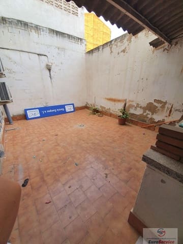 3 slaapkamer Commercieel te huur in Nou Moles, Valencia stad - € 925 (Ref: 9354122)