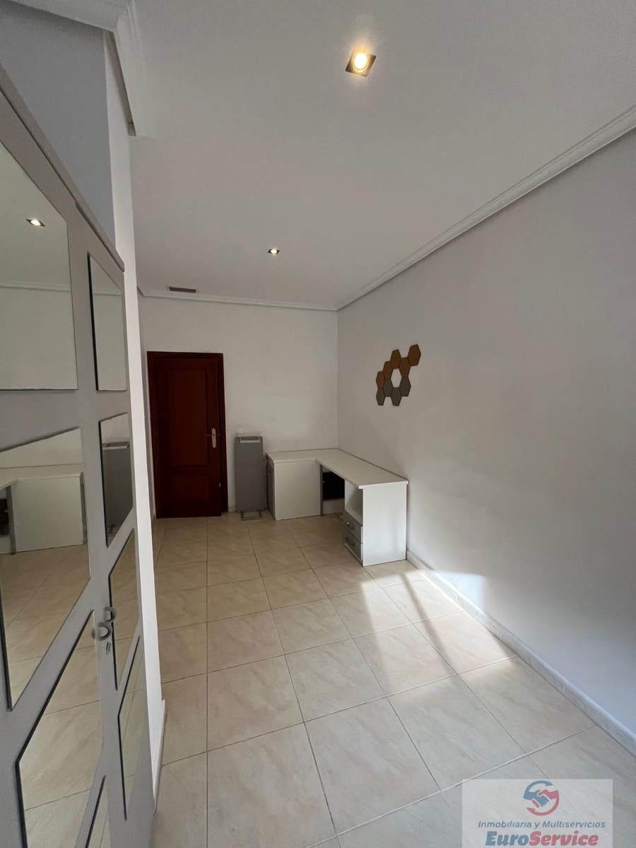 2 sovrum Lägenhet att hyra i Valencia stad - 1 190 € (Ref: 9354123)