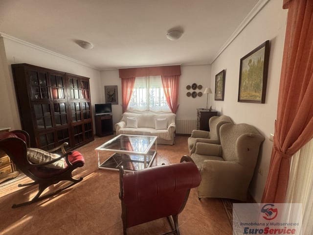 4 bedroom Villa for rent in L'Eliana with pool garage - € 2,690 (Ref: 9354124)