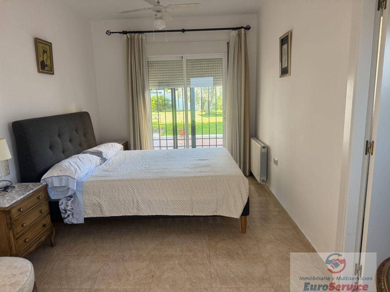 4 bedroom Villa for rent in L'Eliana with pool garage - € 2,690 (Ref: 9354124)