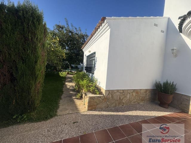 4 bedroom Villa for rent in L'Eliana with pool garage - € 2,690 (Ref: 9354124)