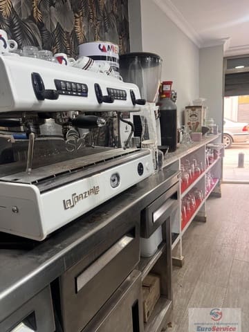 3 bedroom Commercial for sale in Chiva - € 38,000 (Ref: 9354126)