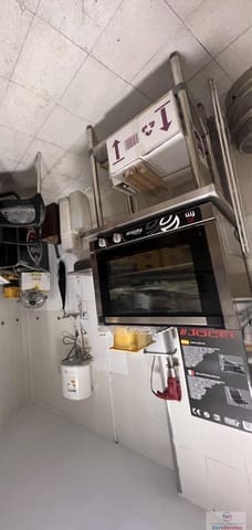 3 bedroom Commercial for sale in Chiva - € 38,000 (Ref: 9354126)