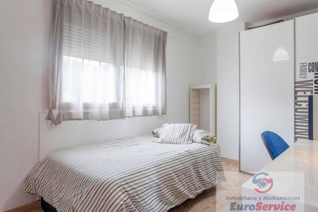 4 sovrum Villa att hyra i Chiva med pool garage - 2 700 € (Ref: 9354129)