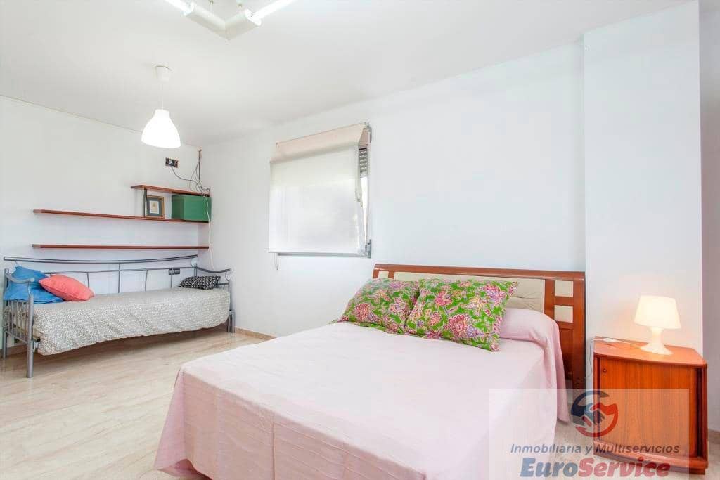 4 sovrum Villa att hyra i Chiva med pool garage - 2 700 € (Ref: 9354129)