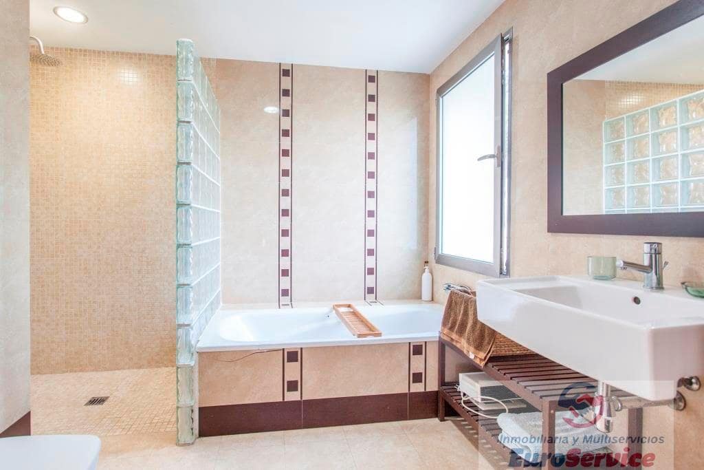 4 sovrum Villa att hyra i Chiva med pool garage - 2 700 € (Ref: 9354129)