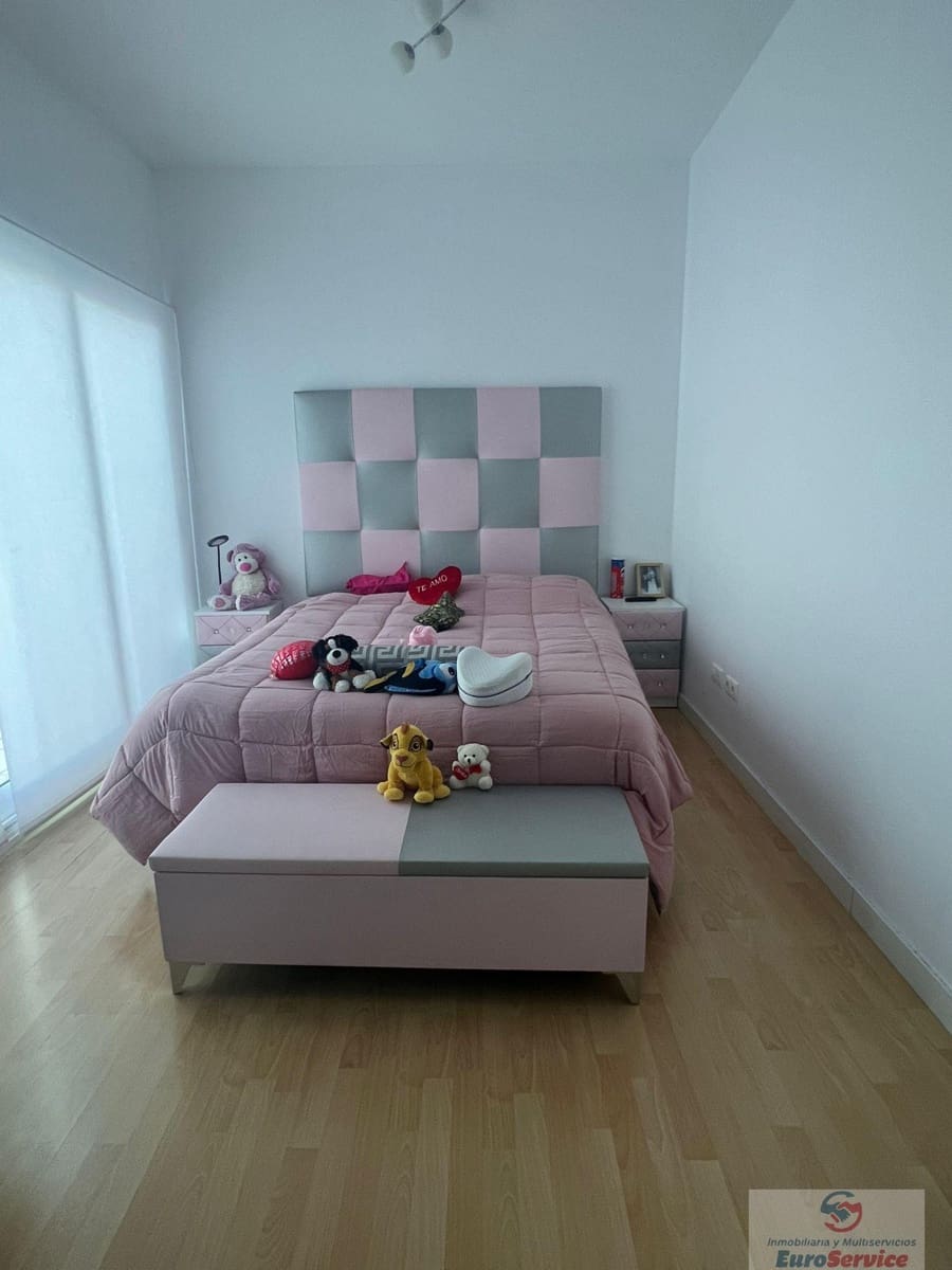 4 soverom Villa til salgs i Chiva med svømmebasseng garasje - € 609 000 (Ref: 9354130)