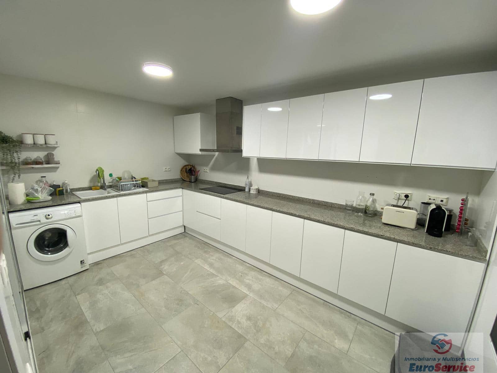 4 soverom Villa til salgs i Chiva med svømmebasseng garasje - € 609 000 (Ref: 9354130)