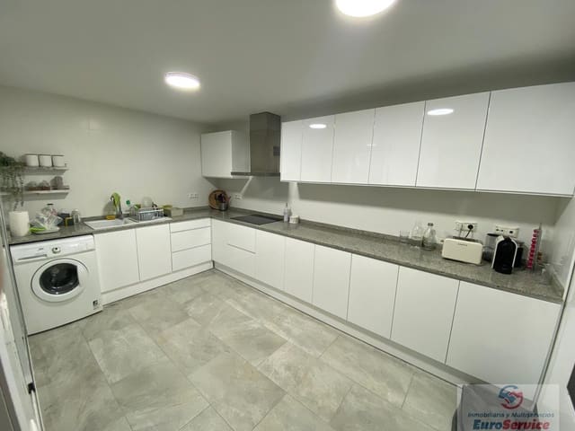 4 soverom Villa til salgs i Chiva med svømmebasseng garasje - € 609 000 (Ref: 9354130)