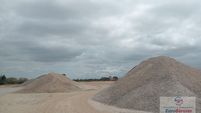 Undeveloped Land for sale in Aldaia - € 299,000 (Ref: 9354134)