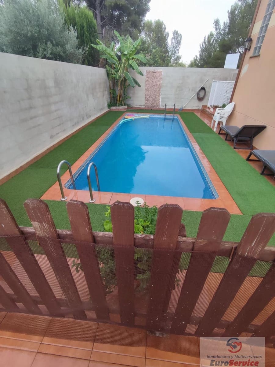 5 soverom Villa til salgs i Chiva med svømmebasseng - € 390 000 (Ref: 9354139)