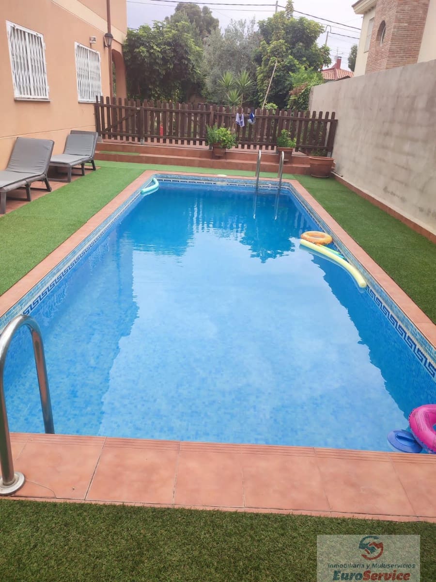 5 soverom Villa til salgs i Chiva med svømmebasseng - € 390 000 (Ref: 9354139)