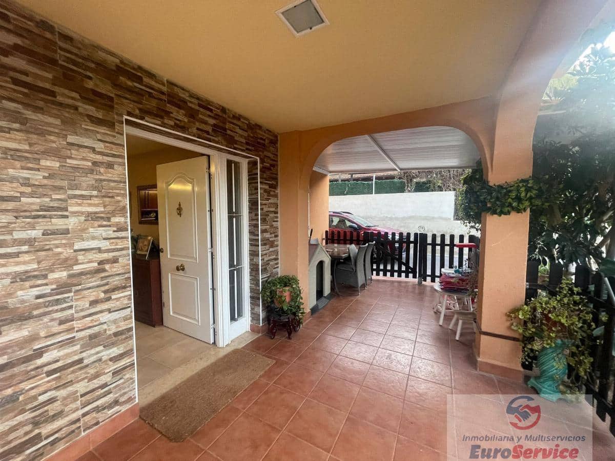 5 soverom Villa til salgs i Chiva med svømmebasseng - € 390 000 (Ref: 9354139)