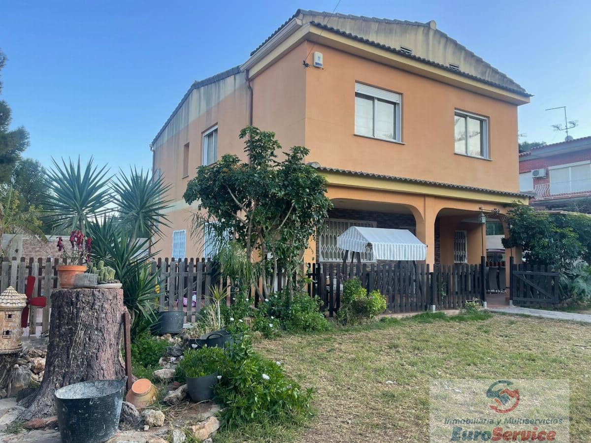 5 soverom Villa til salgs i Chiva med svømmebasseng - € 390 000 (Ref: 9354139)