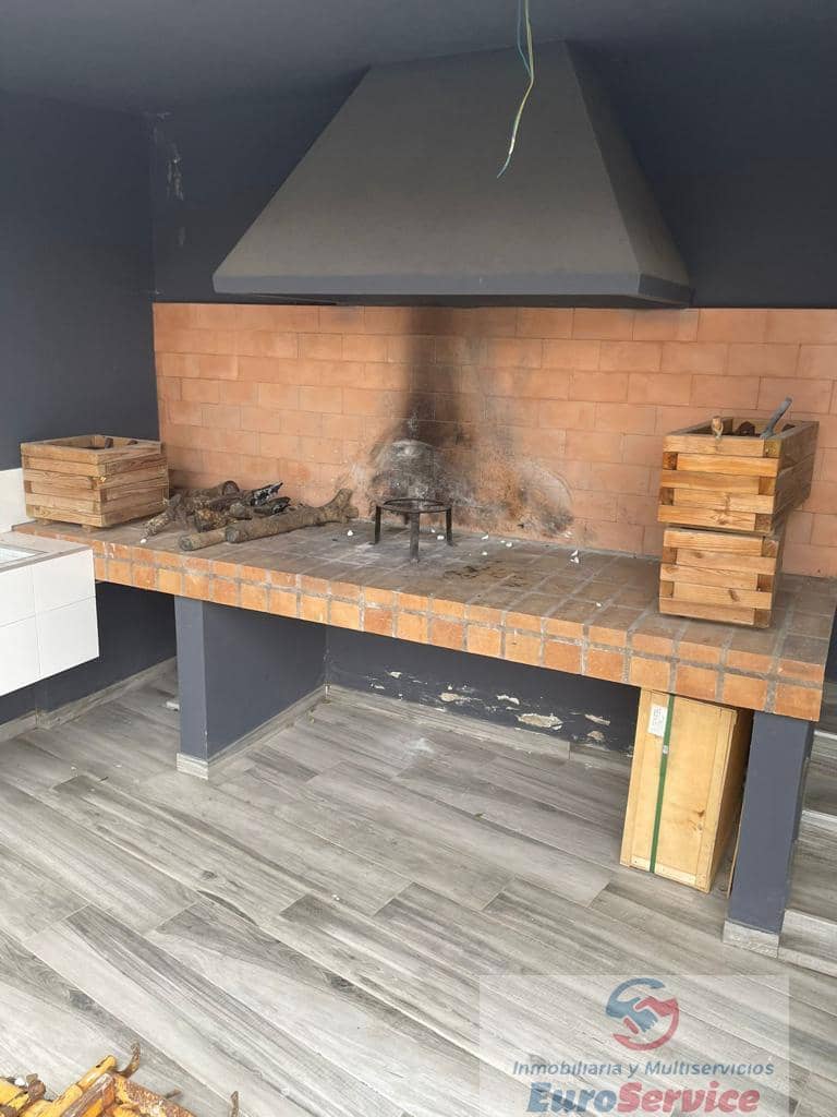 4 soverom Villa til salgs i Valencia by med garasje - € 520 000 (Ref: 9354140)