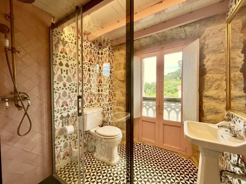 2 bedroom Finca/Country House for sale in Llanes with garage €