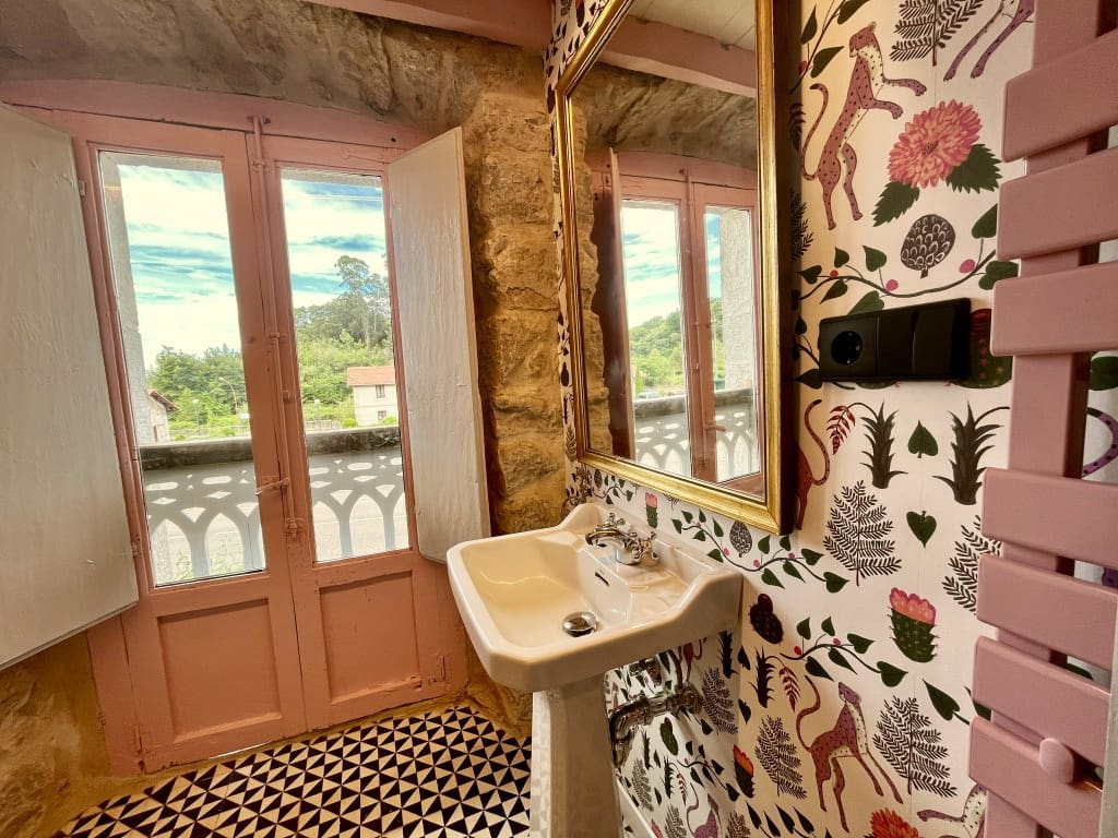 2 bedroom Finca/Country House for sale in Llanes with garage €