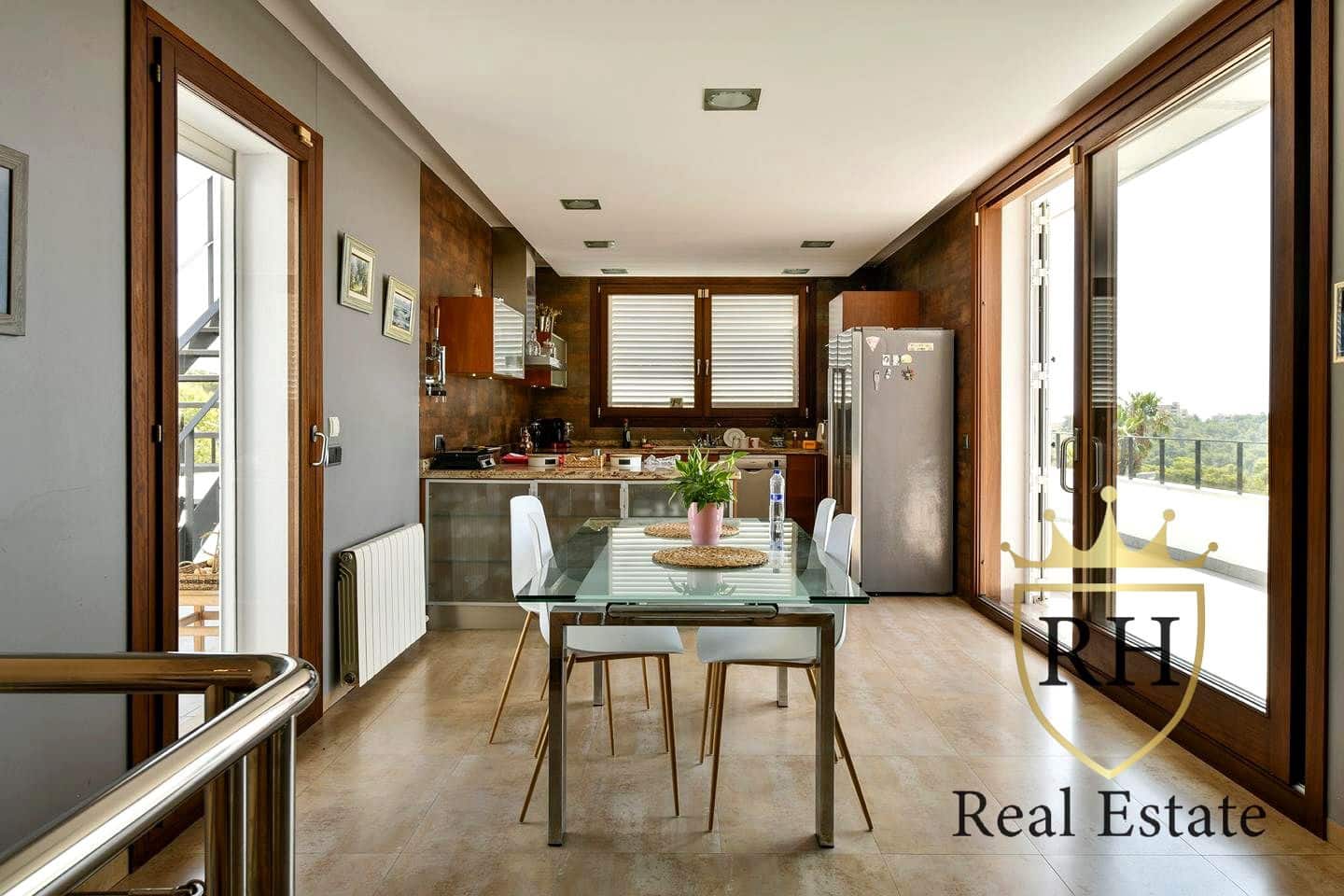 4 quarto Moradia para venda em Palma de Mallorca com piscina garagem - 2 500 000 € (Ref: 10030938)