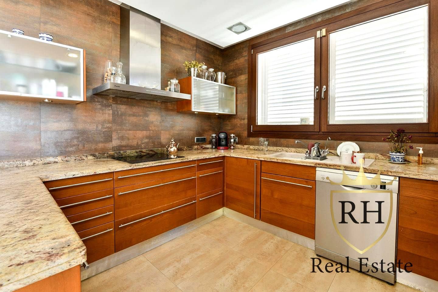 4 quarto Moradia para venda em Palma de Mallorca com piscina garagem - 2 500 000 € (Ref: 10030938)