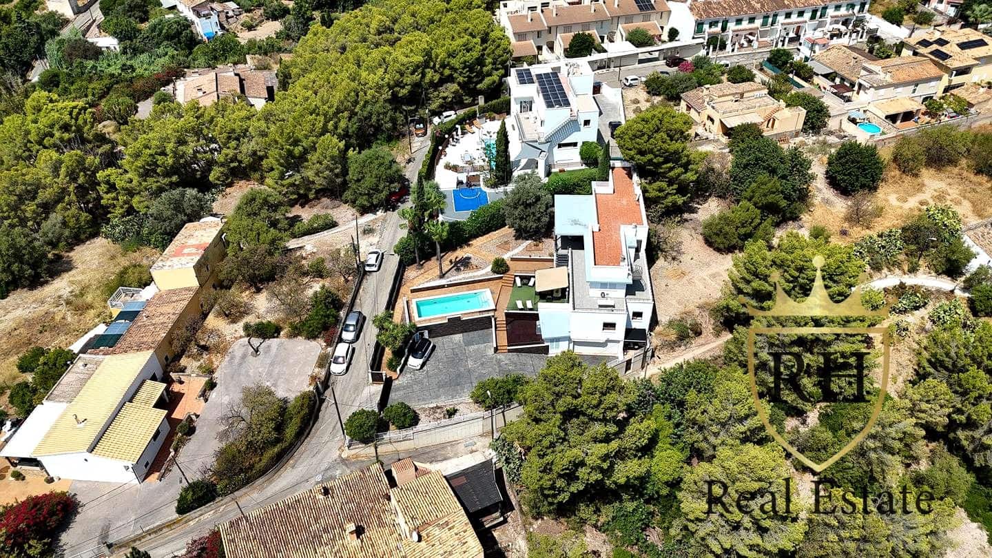 4 quarto Moradia para venda em Palma de Mallorca com piscina garagem - 2 500 000 € (Ref: 10030938)