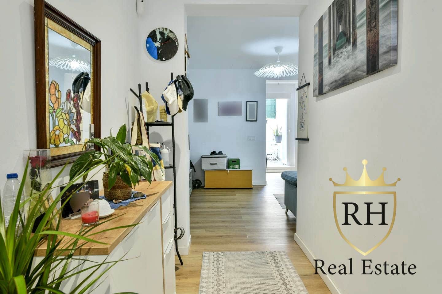 2 bedroom Flat for sale in Palma de Mallorca - € 365,000 (Ref: 10040156)