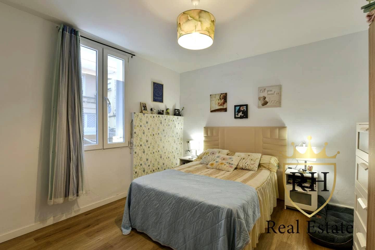 2 bedroom Flat for sale in Palma de Mallorca - € 365,000 (Ref: 10040156)