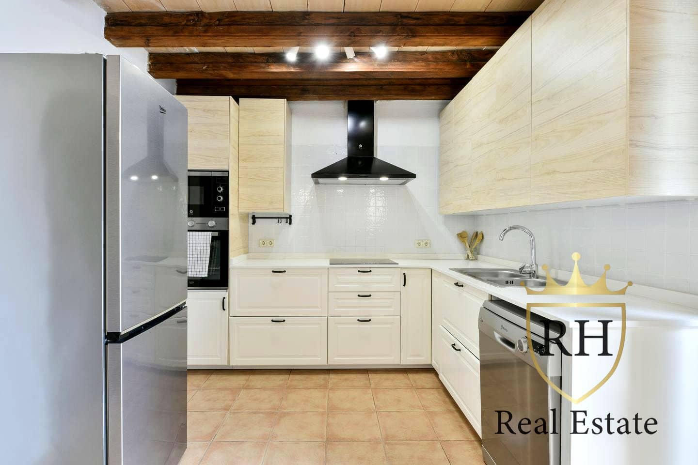 4 sypialnia Willa na sprzedaż w Campanet z garażem - 550 000 € (Ref: 10046245)