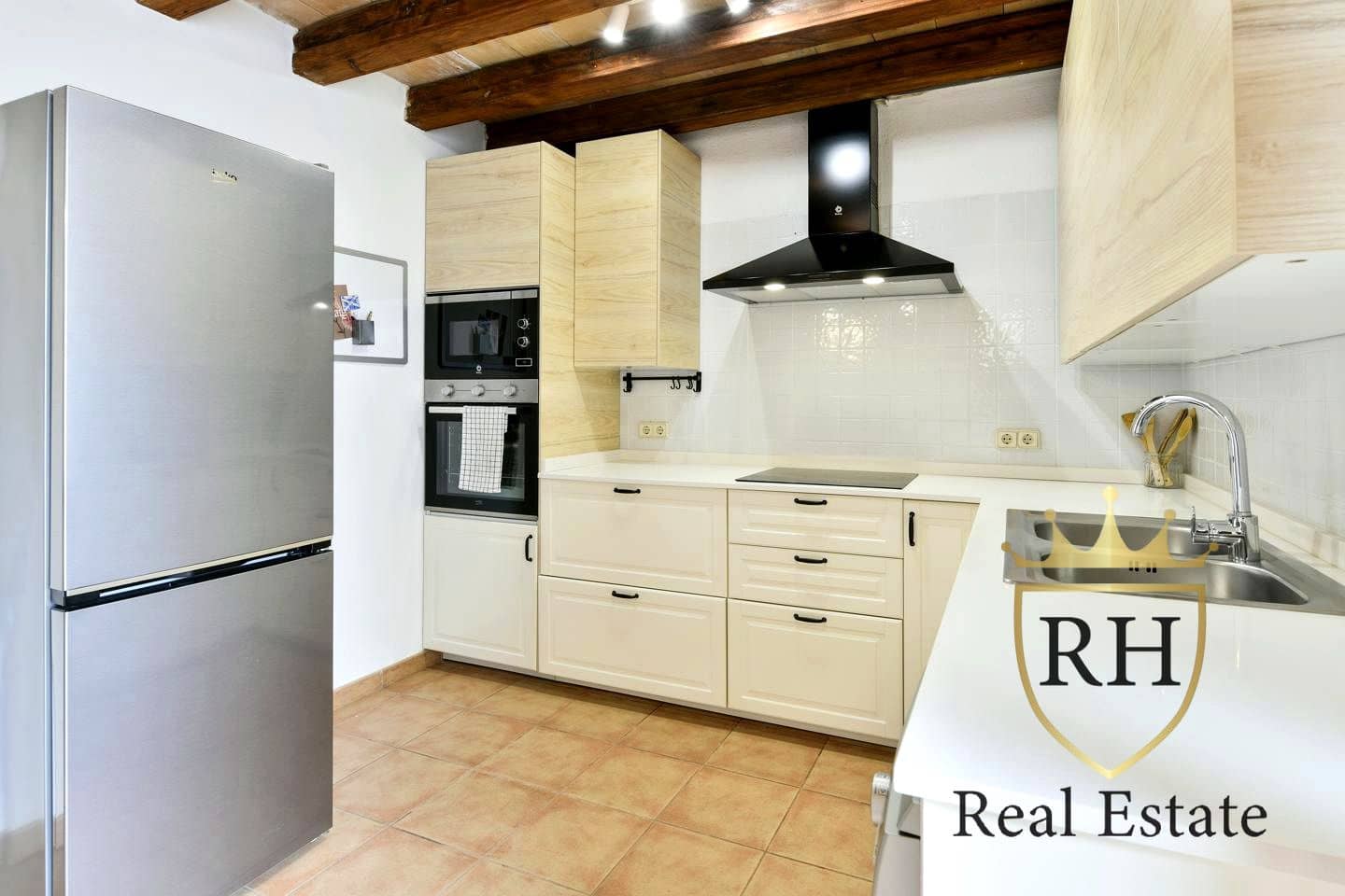 4 sypialnia Willa na sprzedaż w Campanet z garażem - 550 000 € (Ref: 10046245)