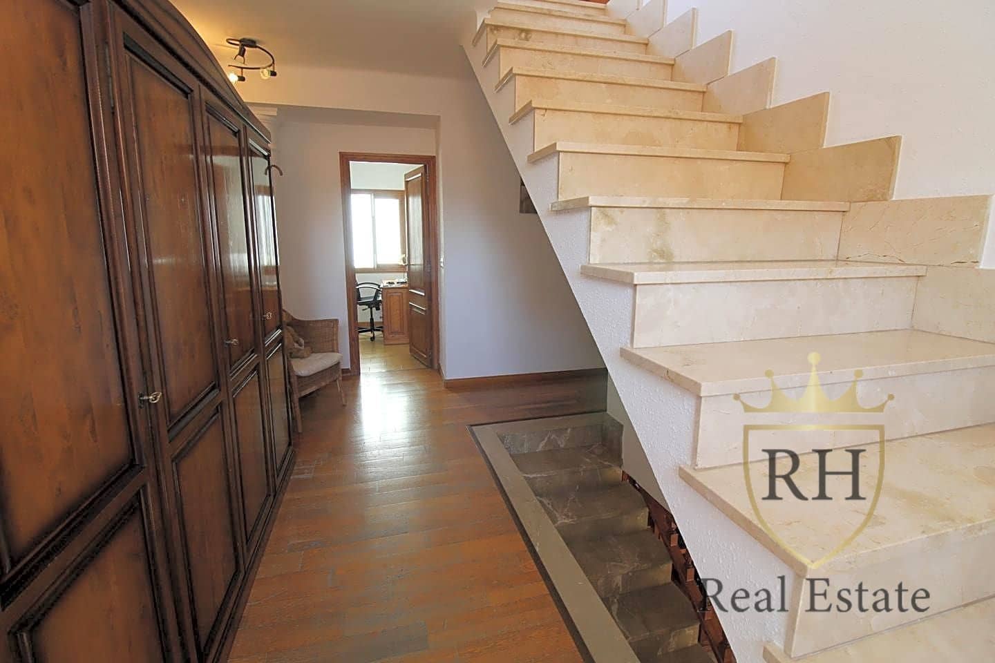 3 soveværelse Villa til salg i Alaro med garage - € 580.000 (Ref: 8374419)