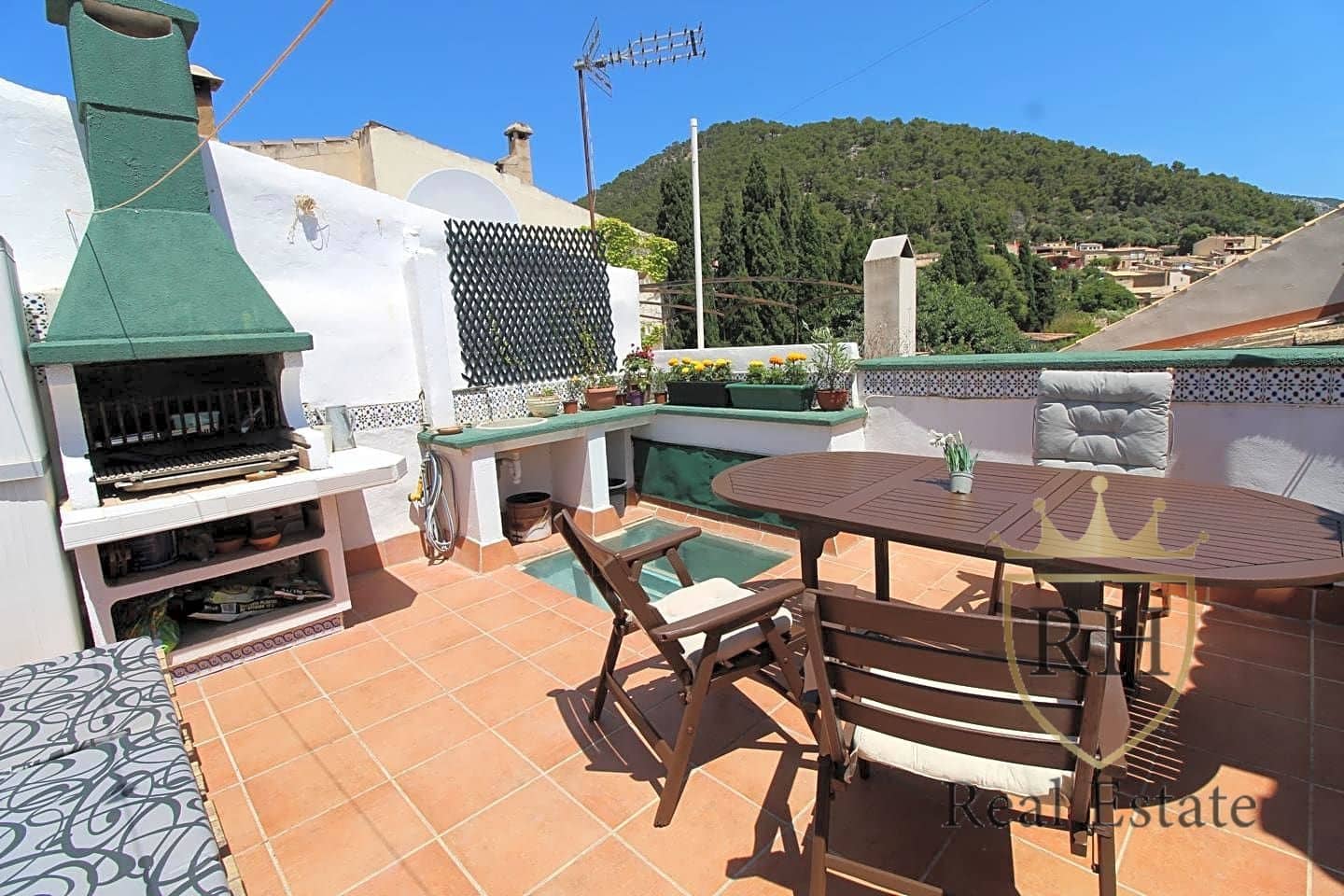 3 soveværelse Villa til salg i Alaro med garage - € 580.000 (Ref: 8374419)