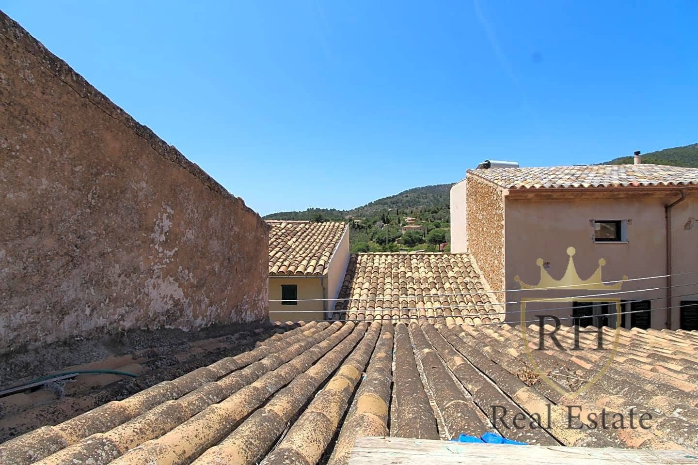 3 soveværelse Villa til salg i Alaro med garage - € 580.000 (Ref: 8374419)