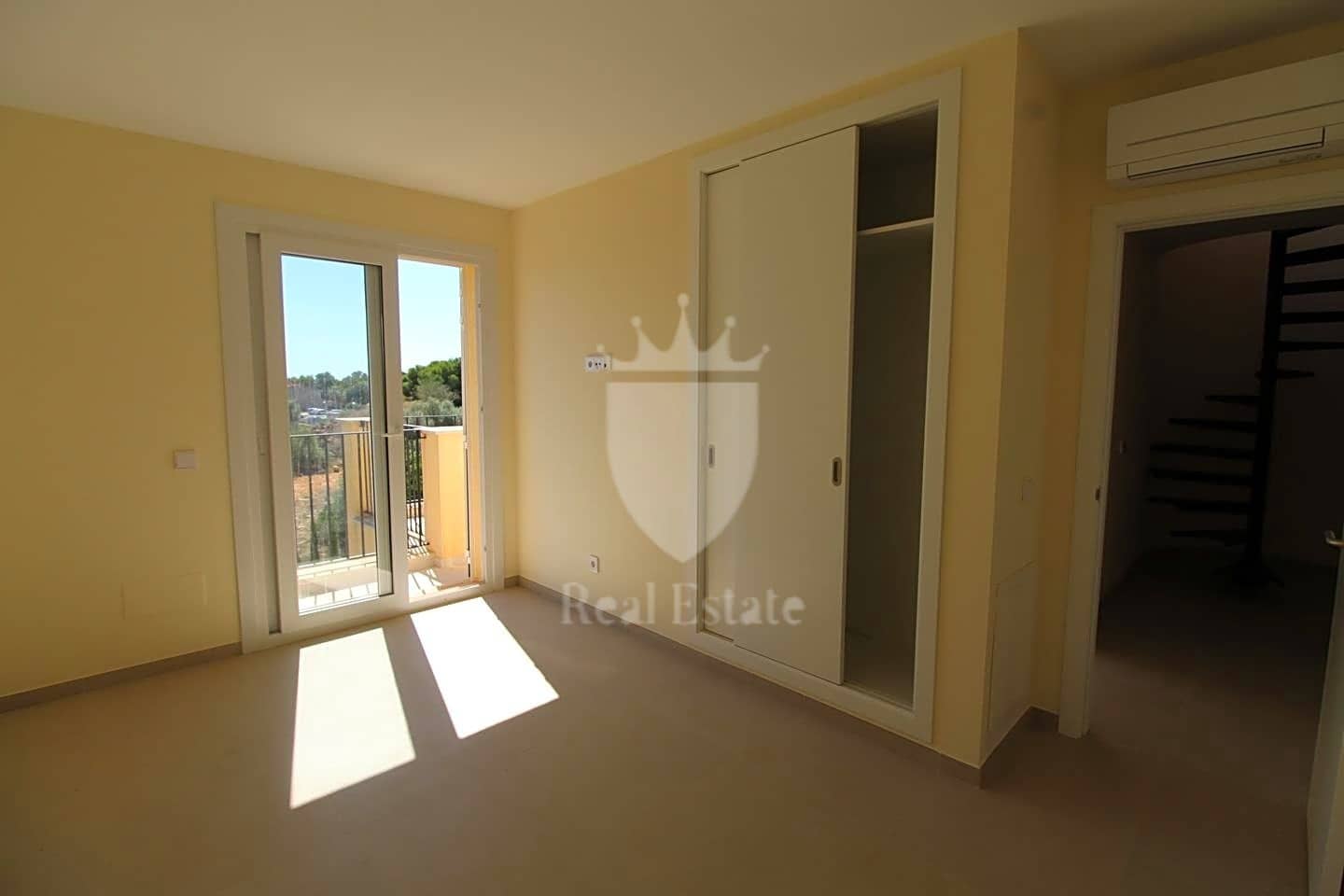 3 soveværelse Villa til salg i Campos med swimmingpool garage - € 745.000 (Ref: 8374444)