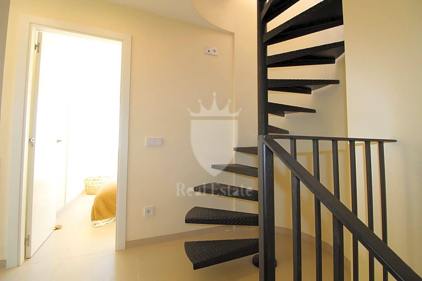 2 sypialnia Willa na sprzedaż w Campos z basenem garażem - 695 000 € (Ref: 8374445)