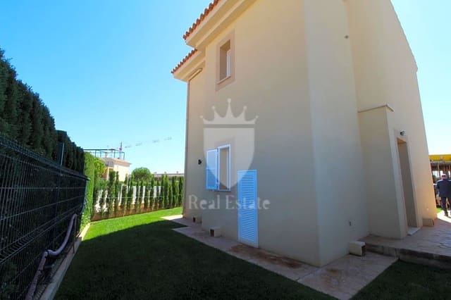 2 soverom Villa til salgs i Campos med svømmebasseng garasje - € 695 000 (Ref: 8374445)