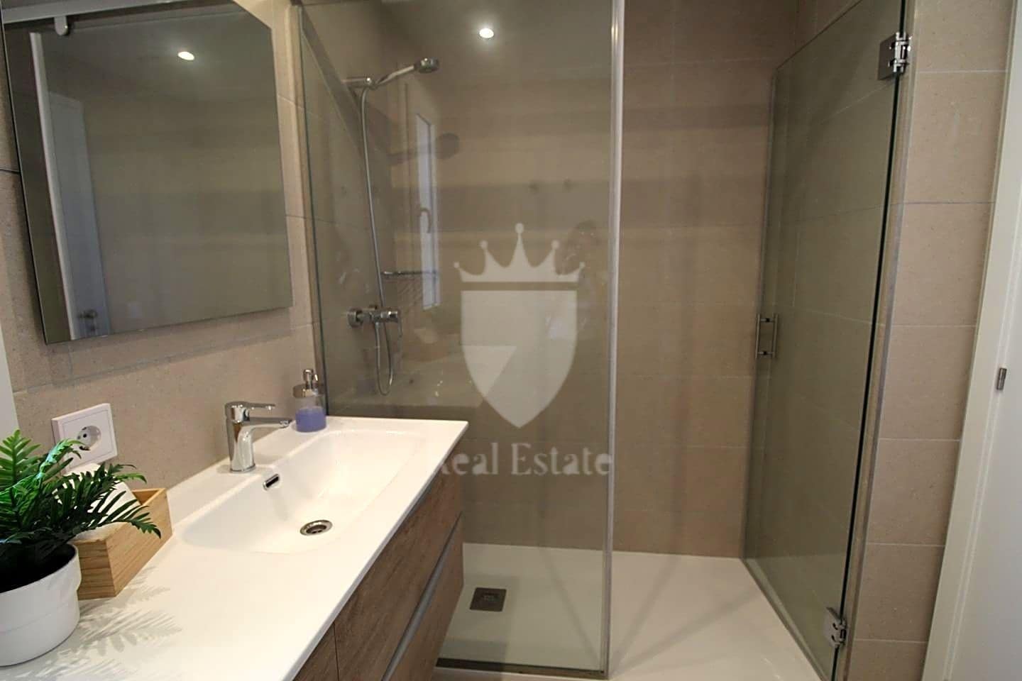 2 sypialnia Willa na sprzedaż w Campos z basenem garażem - 695 000 € (Ref: 8374445)