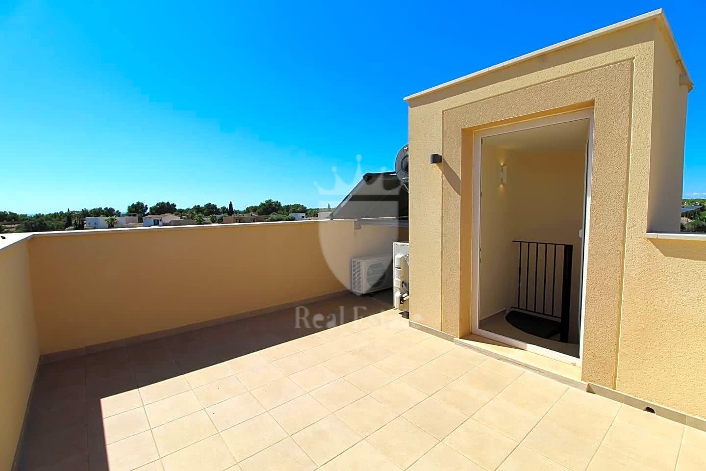 2 sypialnia Willa na sprzedaż w Campos z basenem garażem - 695 000 € (Ref: 8374445)