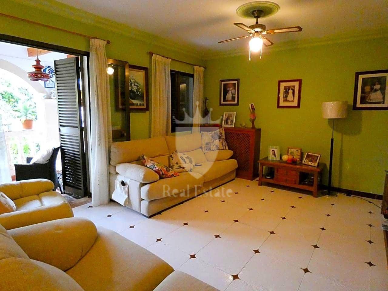 6 bedroom Flat for sale in Palma de Mallorca with garage - € 1,750,000 (Ref: 8374447)