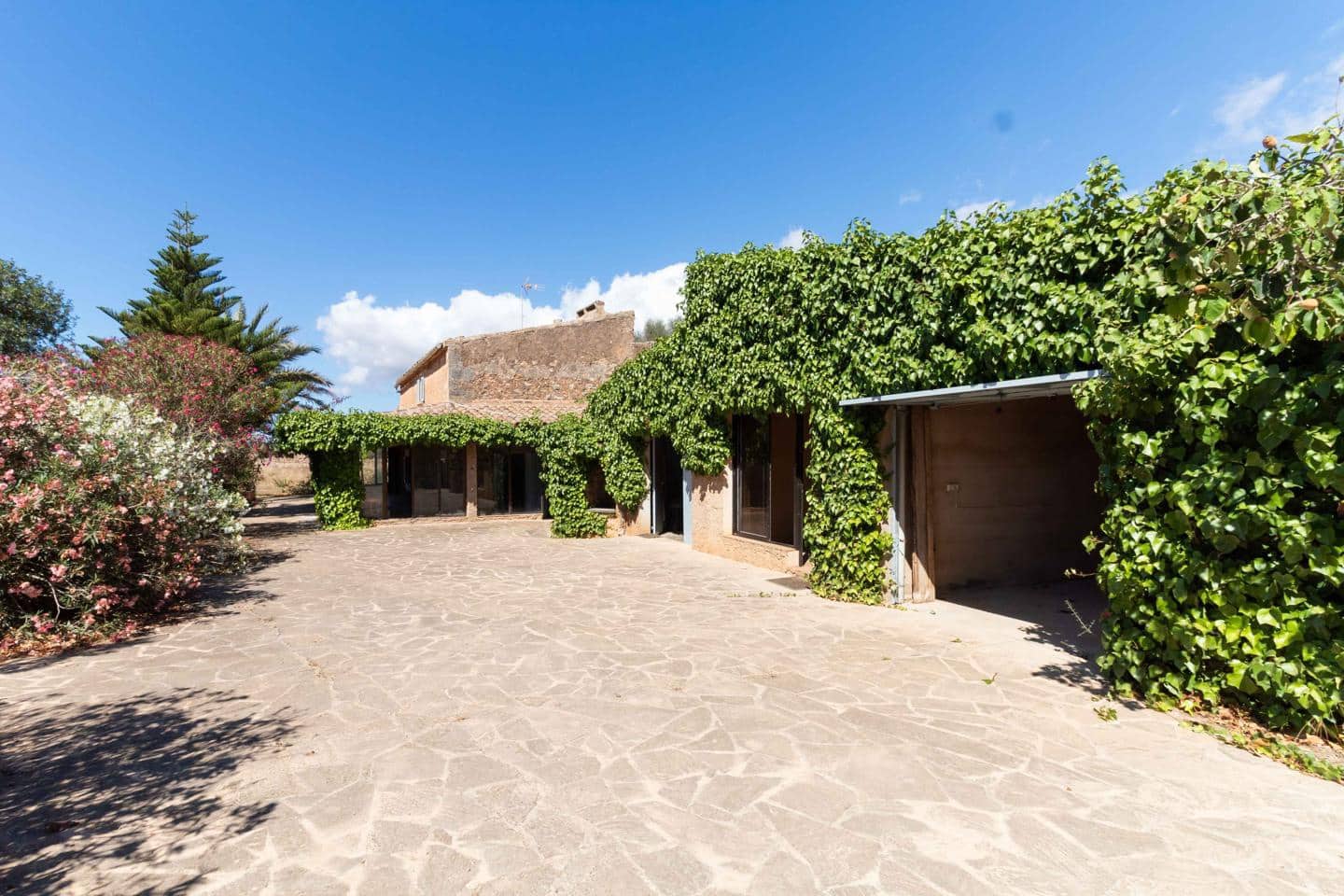 5 soverom Finca/Herregård til salgs i Santanyi med svømmebasseng garasje - € 950 000 (Ref: 8390186)