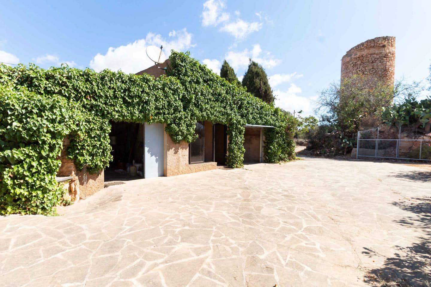 5 soverom Finca/Herregård til salgs i Santanyi med svømmebasseng garasje - € 950 000 (Ref: 8390186)