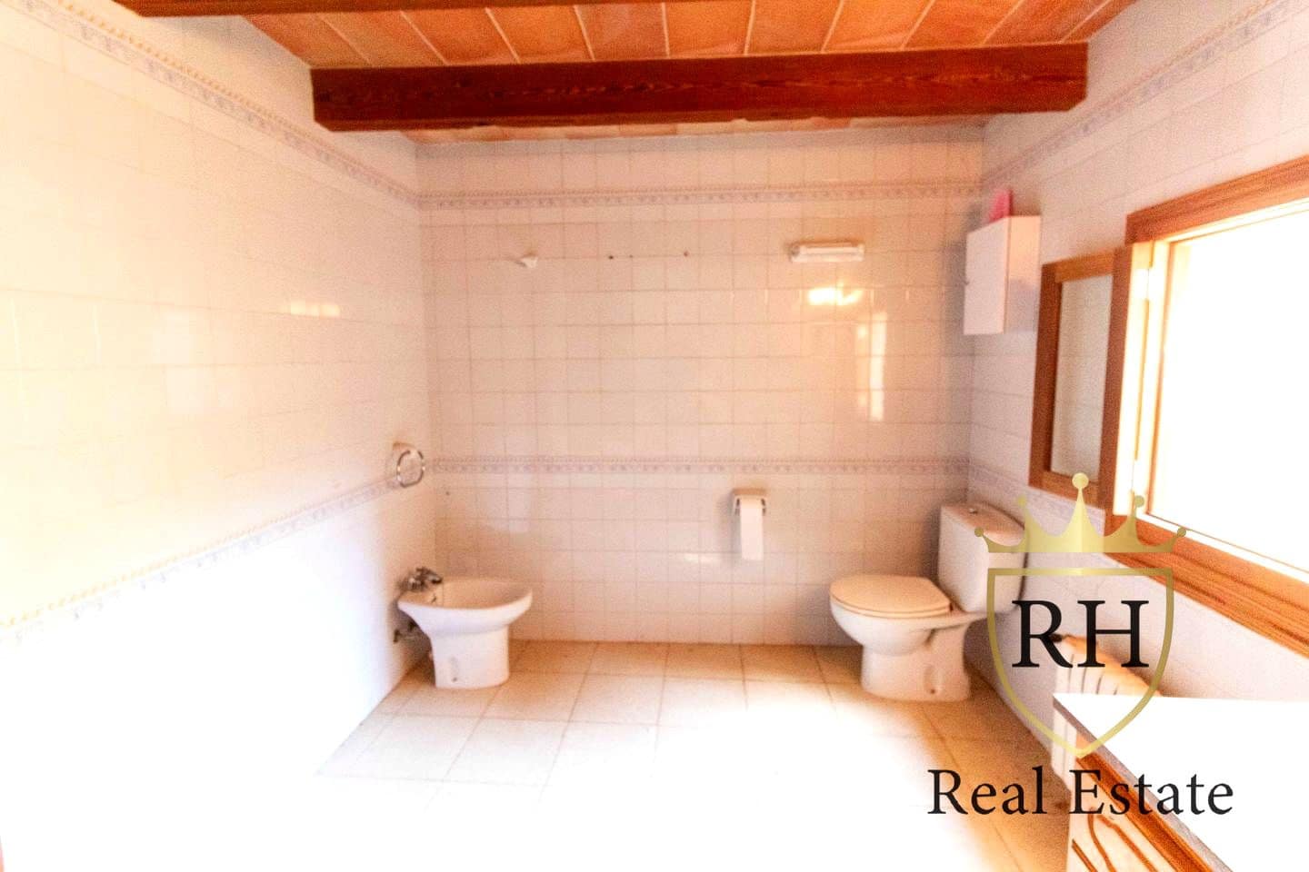 5 makuuhuone Maalaistalo myytävänä paikassa Santanyi mukana uima-altaan 
autotalli - 950 000 € (Ref: 8390186)