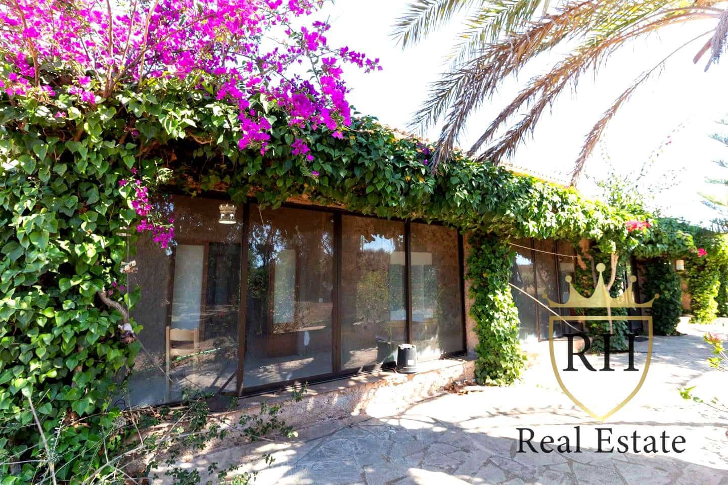 5 makuuhuone Maalaistalo myytävänä paikassa Santanyi mukana uima-altaan 
autotalli - 950 000 € (Ref: 8390186)