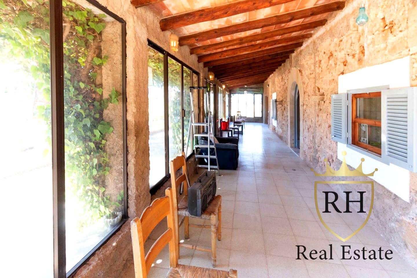 5 makuuhuone Maalaistalo myytävänä paikassa Santanyi mukana uima-altaan 
autotalli - 950 000 € (Ref: 8390186)