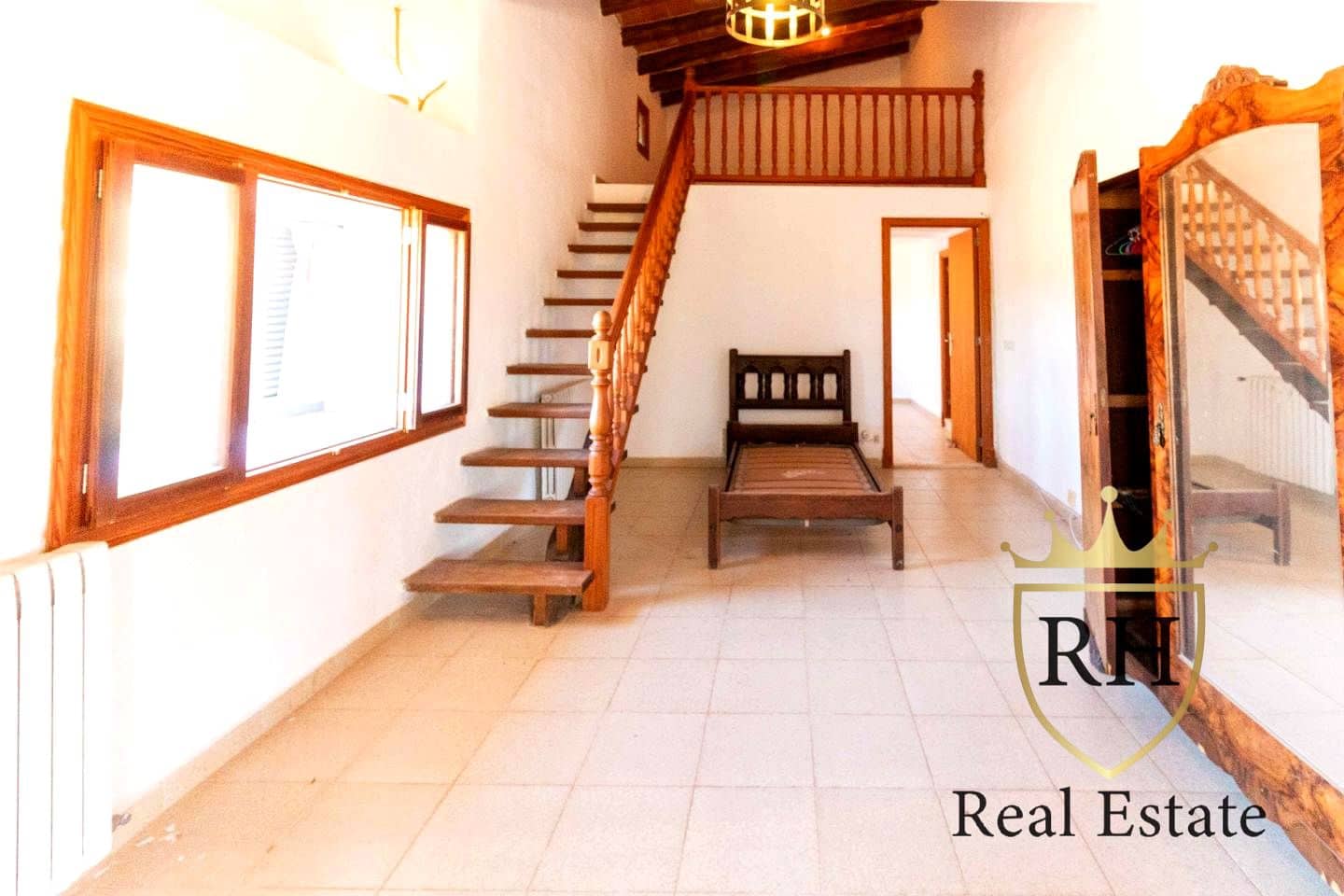 5 makuuhuone Maalaistalo myytävänä paikassa Santanyi mukana uima-altaan 
autotalli - 950 000 € (Ref: 8390186)