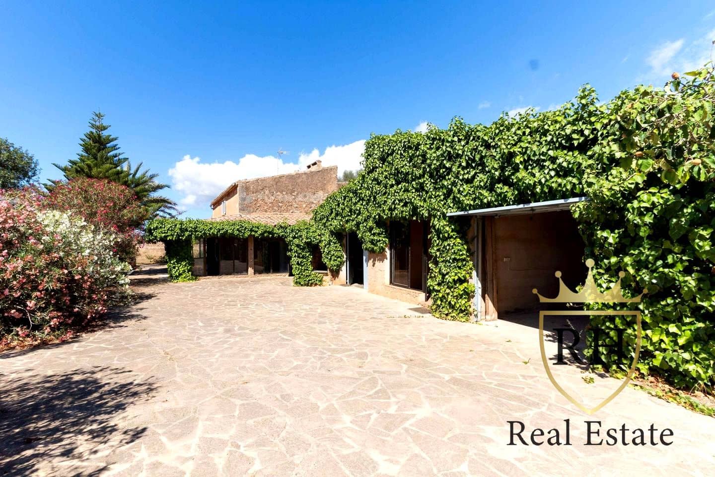 5 makuuhuone Maalaistalo myytävänä paikassa Santanyi mukana uima-altaan 
autotalli - 950 000 € (Ref: 8390186)