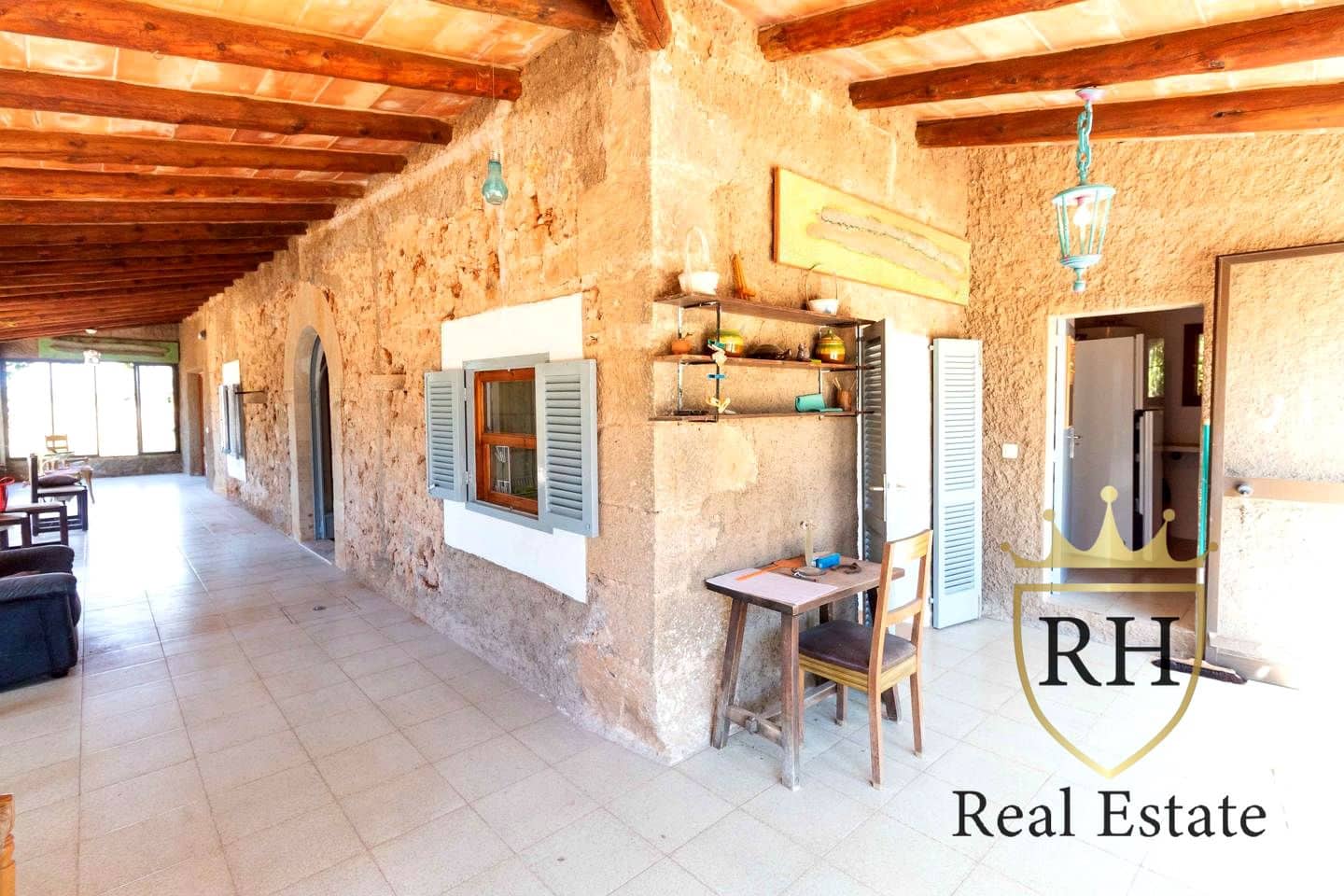 5 makuuhuone Maalaistalo myytävänä paikassa Santanyi mukana uima-altaan 
autotalli - 950 000 € (Ref: 8390186)