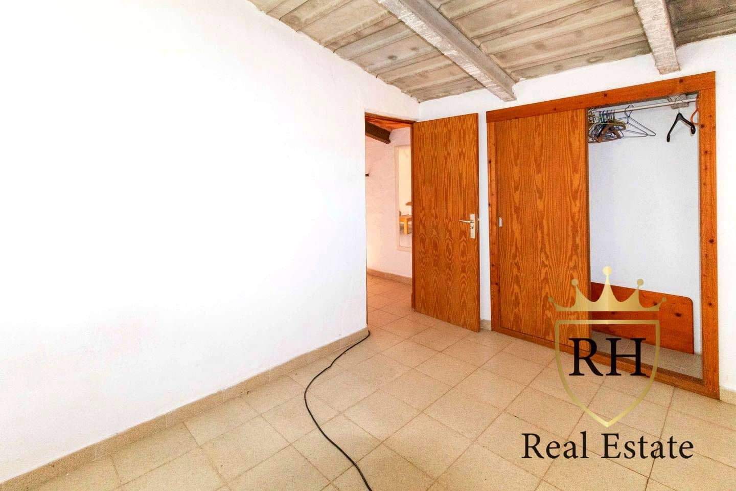 5 makuuhuone Maalaistalo myytävänä paikassa Santanyi mukana uima-altaan 
autotalli - 950 000 € (Ref: 8390186)