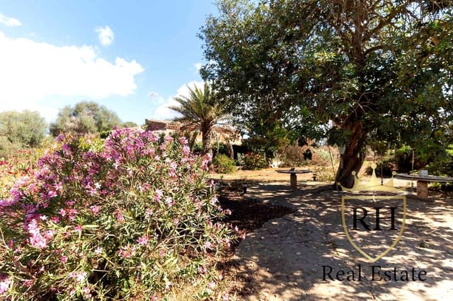 5 slaapkamer Finca/Landhuis te koop in Santanyí met zwembad garage - € 950.000 (Ref: 8390186)