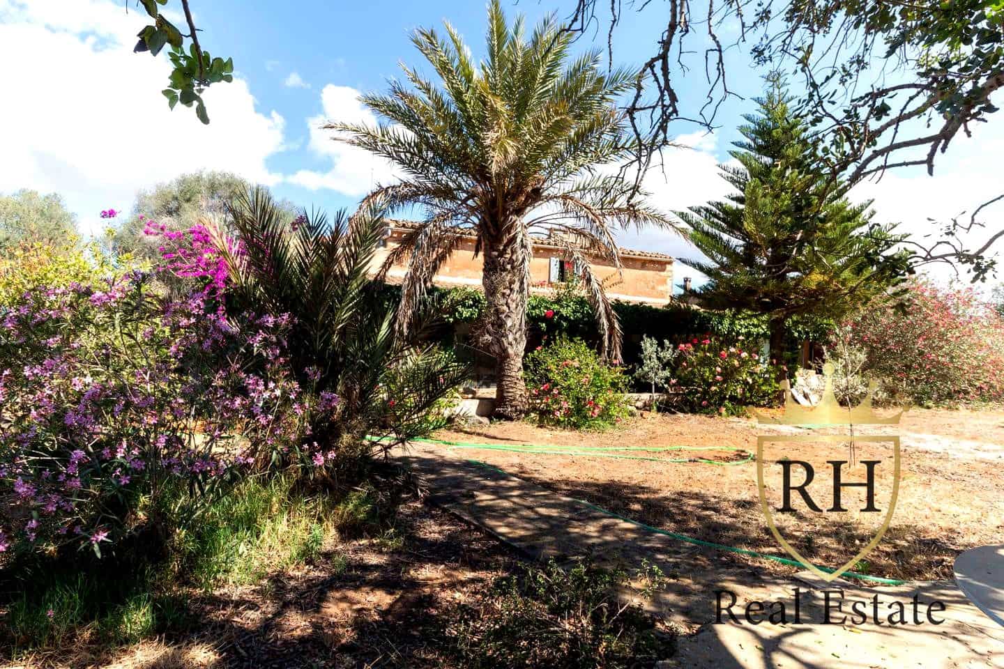 5 makuuhuone Maalaistalo myytävänä paikassa Santanyi mukana uima-altaan 
autotalli - 950 000 € (Ref: 8390186)