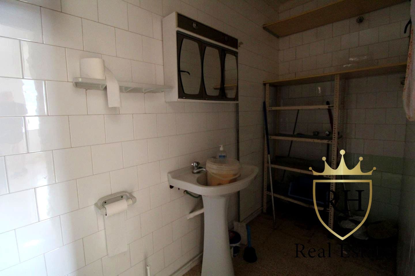 3 bedroom Flat for sale in Palma de Mallorca - € 700,000 (Ref: 8780887)