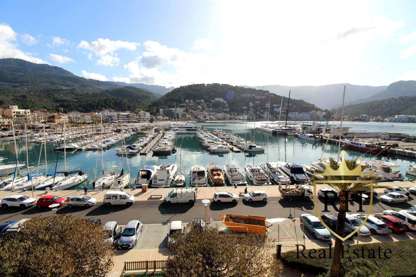 3 bedroom Flat for sale in Palma de Mallorca - € 700,000 (Ref: 8780887)